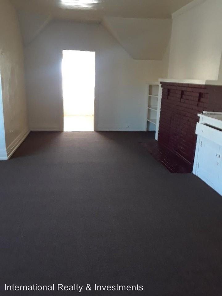 963 S. Hoover St. - Photo 3 of 4