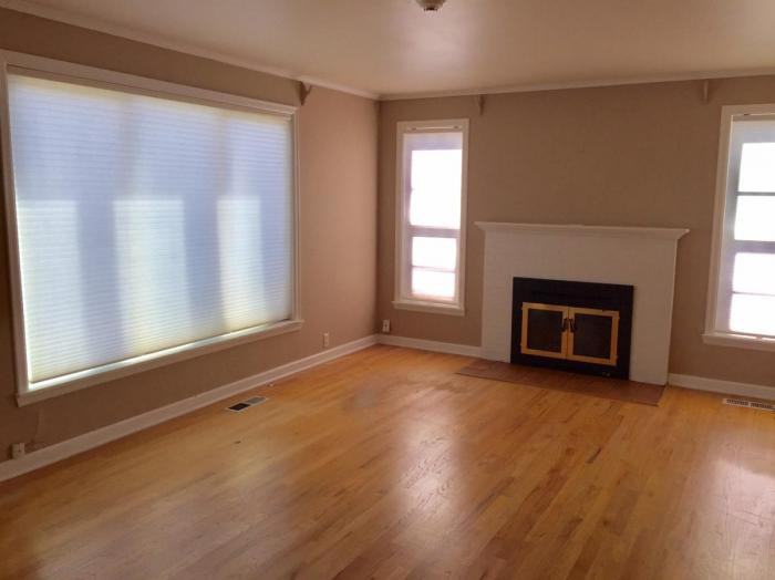 10230 Northeast 183rd Street - Photo 2 of 12