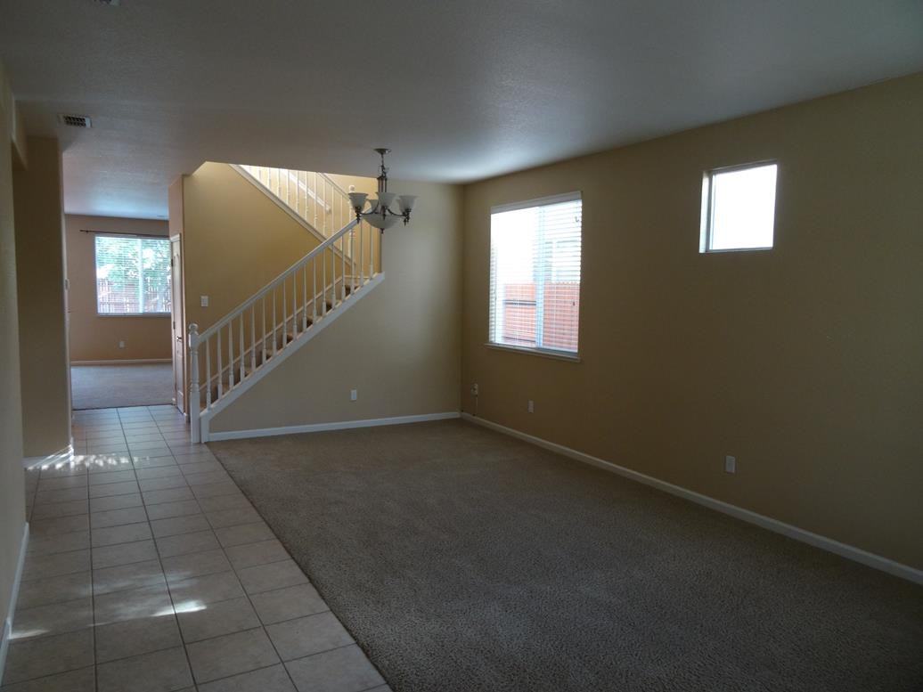 124 Lone Oak Ct - Photo 2 of 35