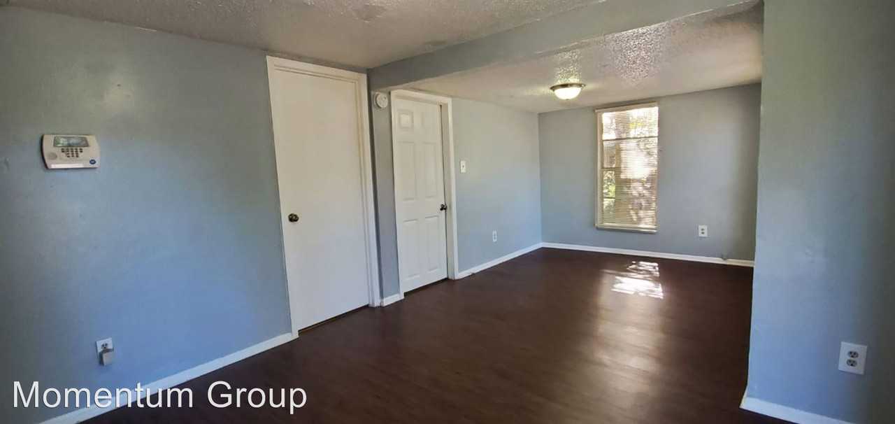 8215 N. Brooks - Photo 2 of 8