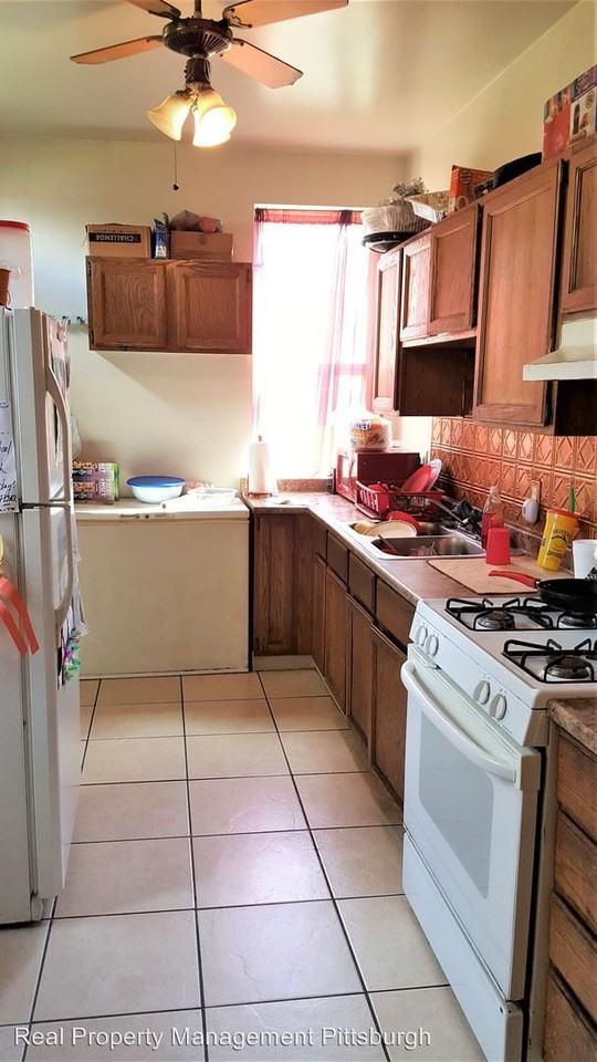 1532 Marquis Way - Photo 3 of 18