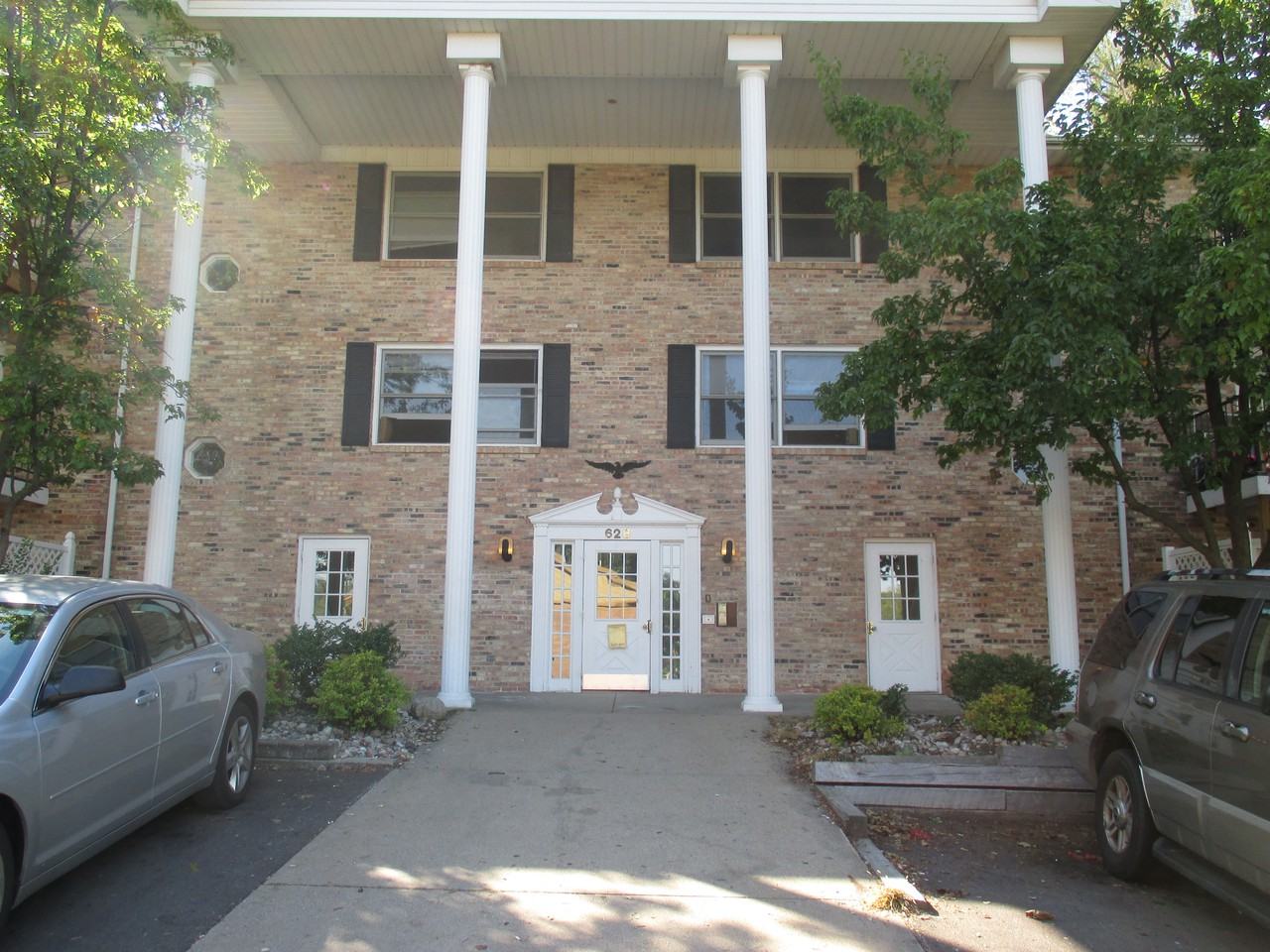 628 Whites Rd Apartments for Rent in Westnedge Hill, Kalamazoo, MI