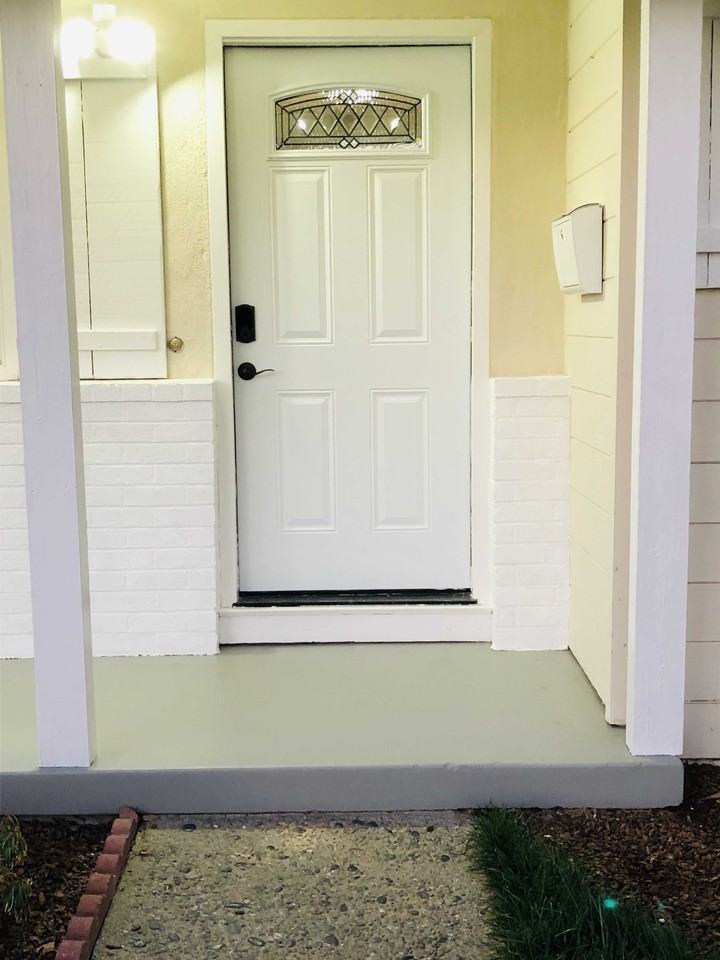 1320 Magnolia Dr - Photo 2 of 38