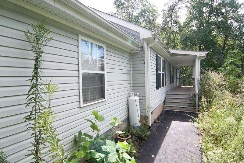 294 New Salem Rd - Photo 2 of 9