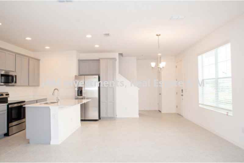 7850 Bowery Dr - Photo 4 of 20