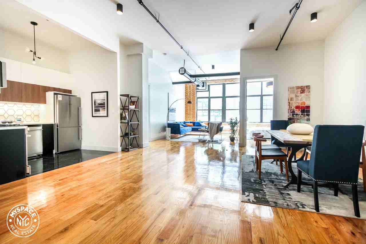 255 Mckibbin St #208