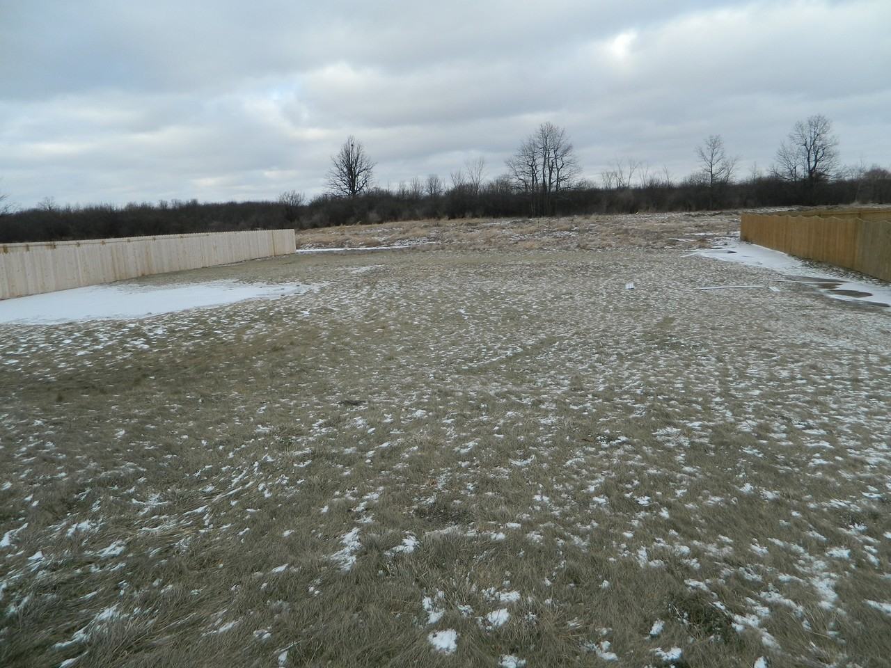 25864 Liberty Ave - Photo 2 of 13