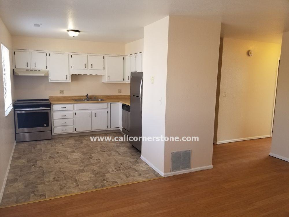 5540 Bowden Loop - Unit B - Photo 2 of 11