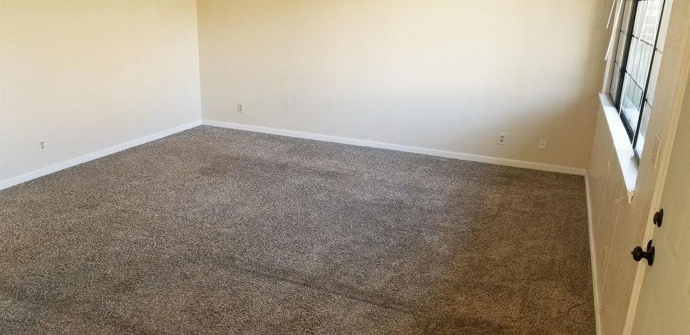 1233 Bundy Court - 2 - Photo 2 of 8