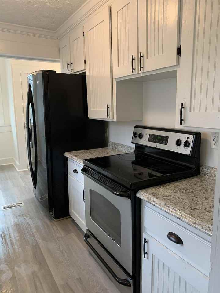 625 Ridgewood Avenue - Photo 2 of 9