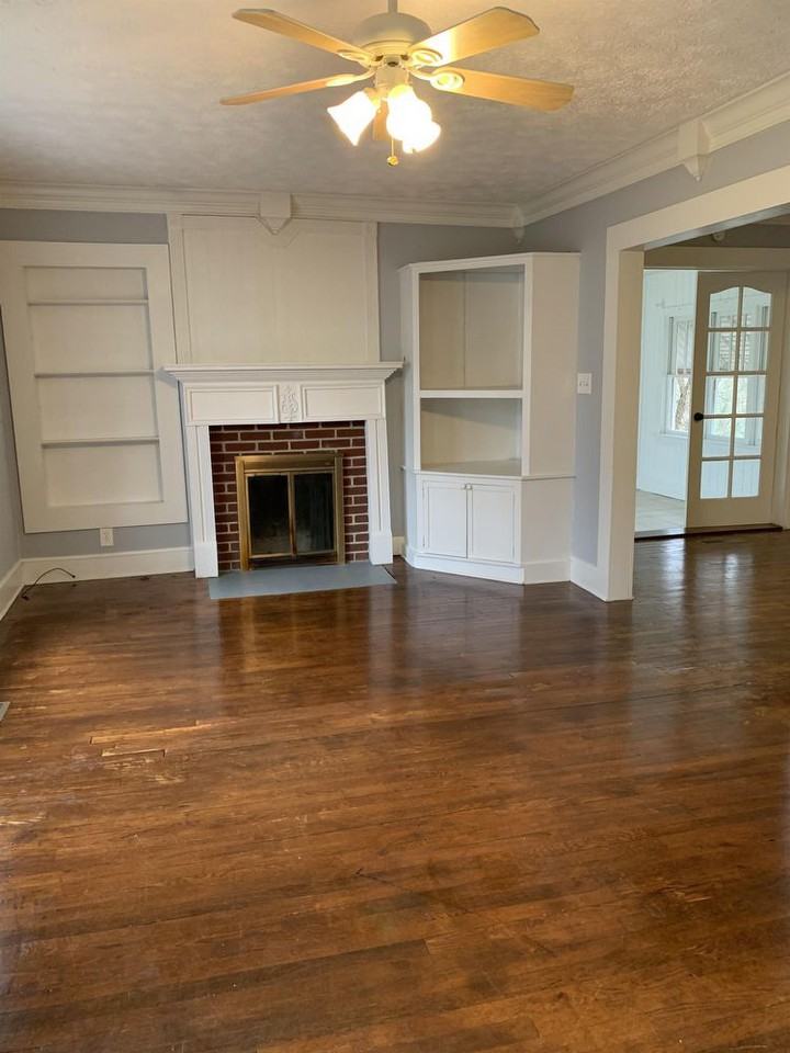 625 Ridgewood Avenue - Photo 3 of 9