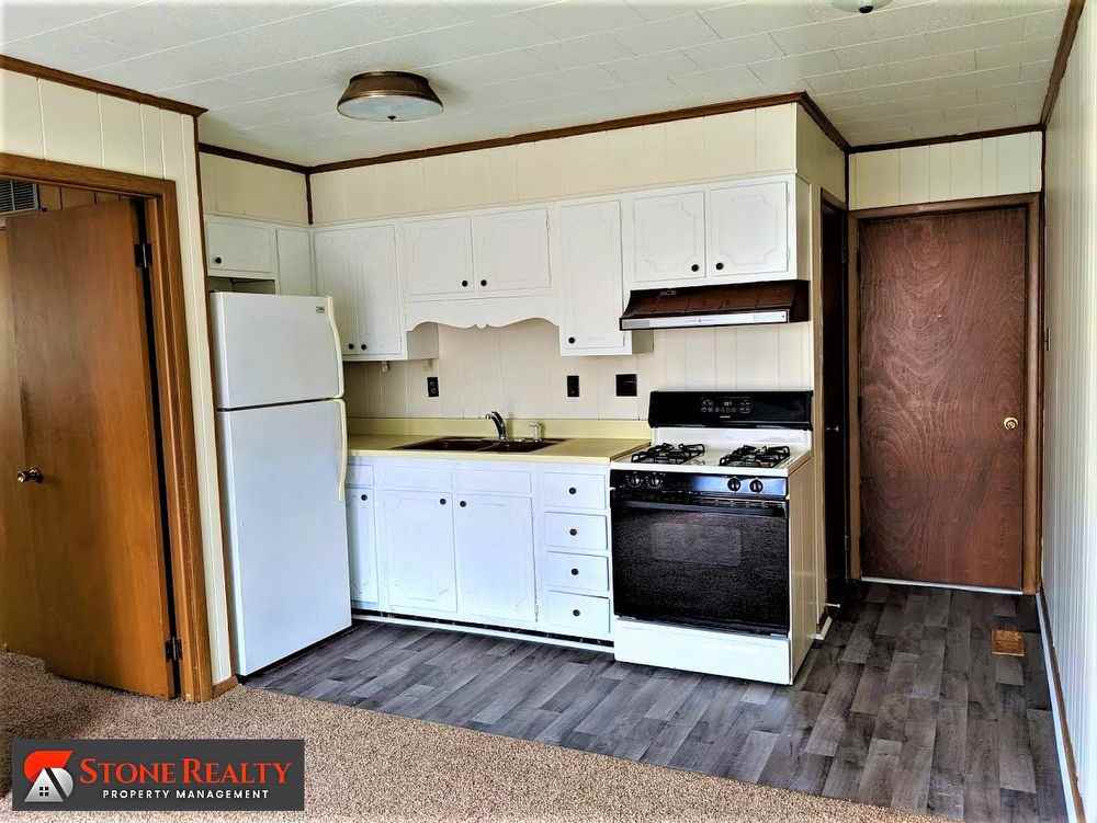 676 Delaware Avenue - 1 - Photo 2 of 6