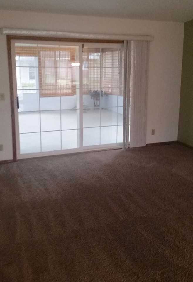 1822 North Court - Photo 3 of 6