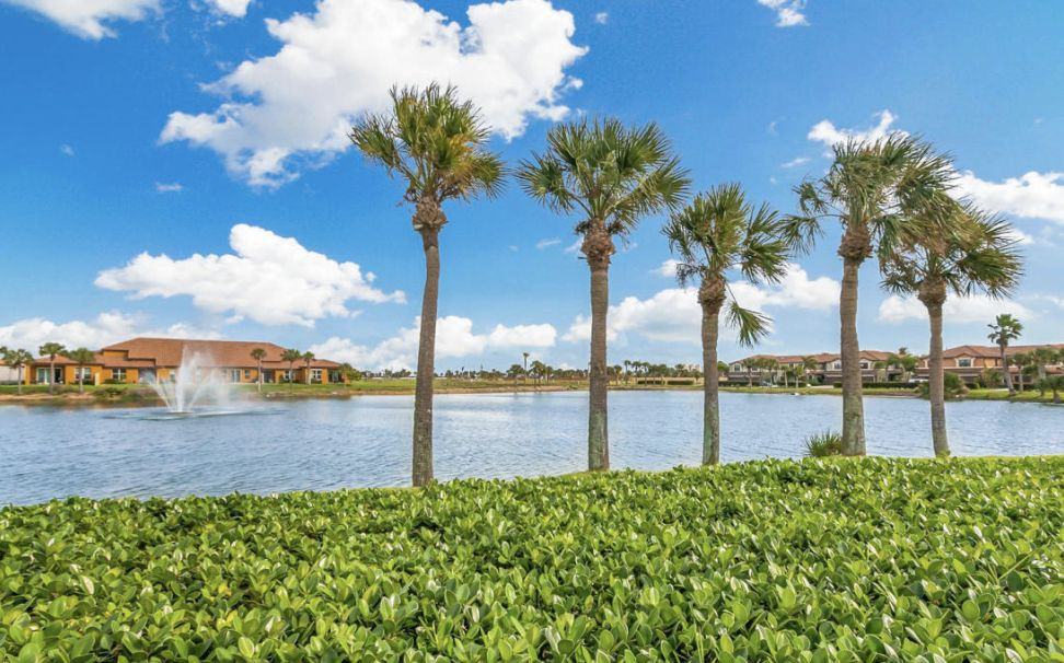 749 Ventura Drive - Photo 2 of 15