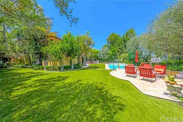 6 Castellina Drive - Photo 3 of 30