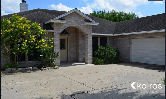 15334 Guadalupe River Drive - Photo 3 of 14