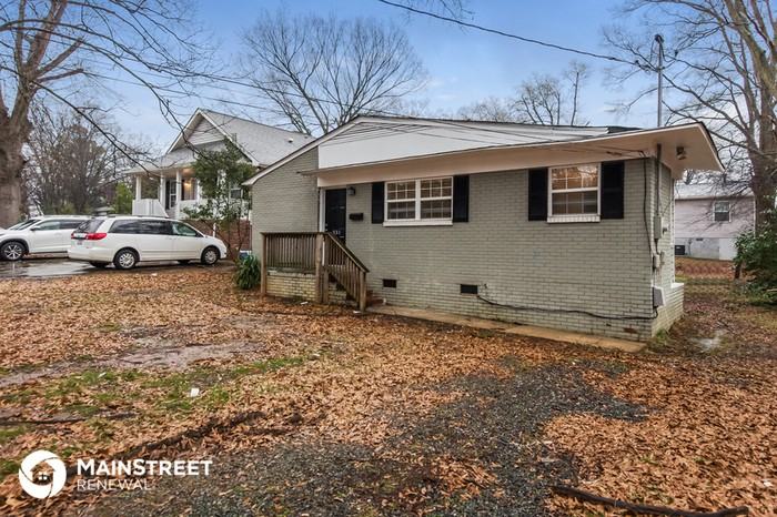 331 Ramona Street - Photo 3 of 16