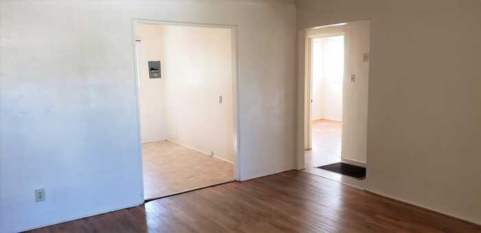 318 Monroe Street Northeast - Photo 2 of 11