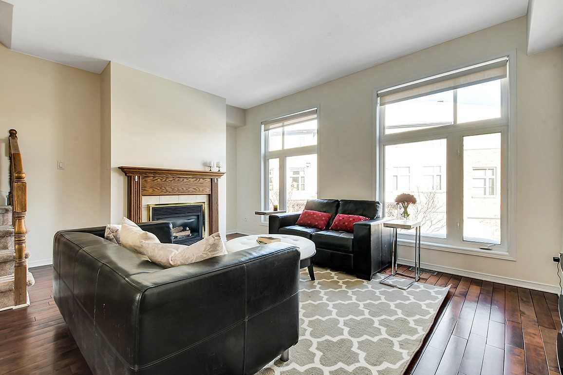 22 Pondside Private - Photo 3 of 17