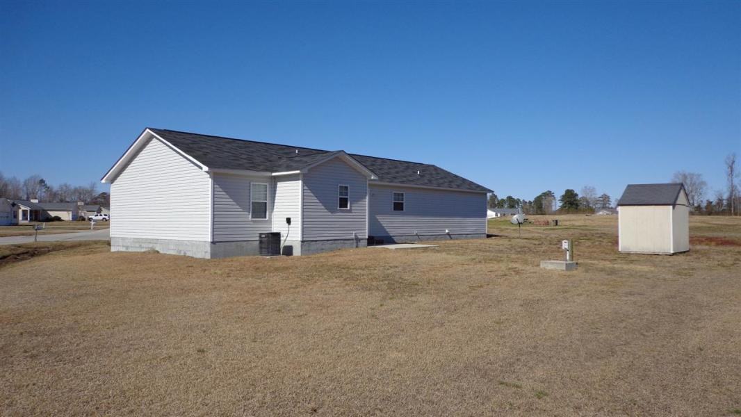 121 Starkys Creek Court - Photo 2 of 8