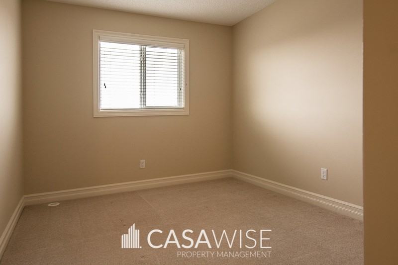 6829 Cardinal Link Sw - Photo 2 of 10