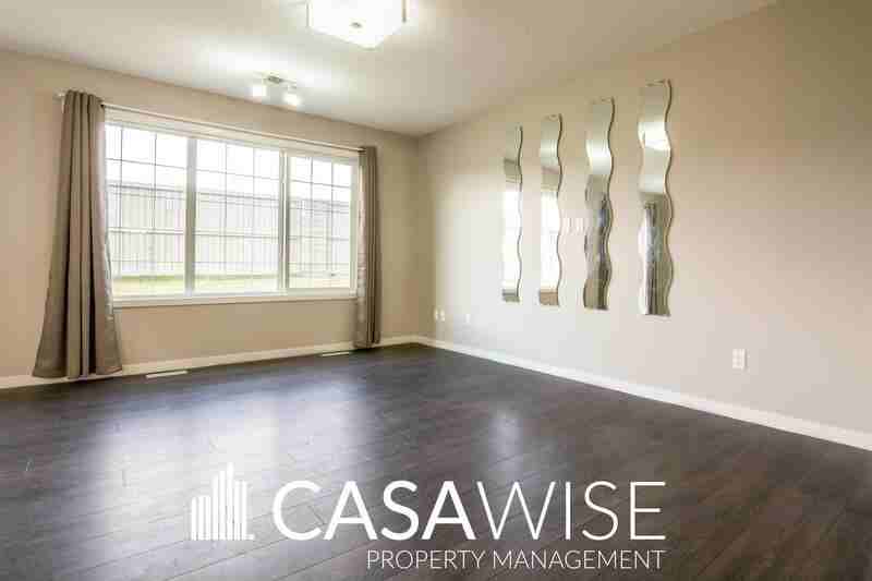 5833 Anthony Crescent Sw - Photo 2 of 20