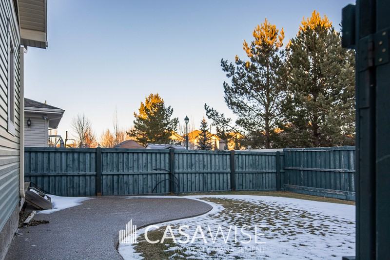 2011 125 Street Sw - Photo 3 of 10