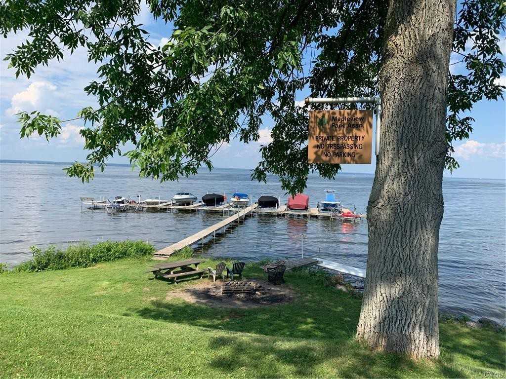 7420 Mapleview Rd - Photo 2 of 21