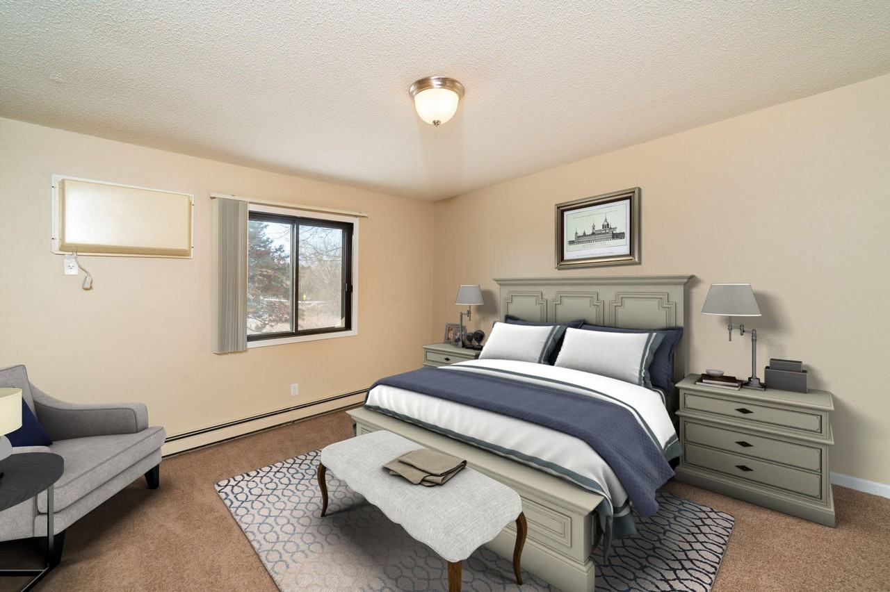 Plymouth Ponds Apartments - Photo 5 of 35