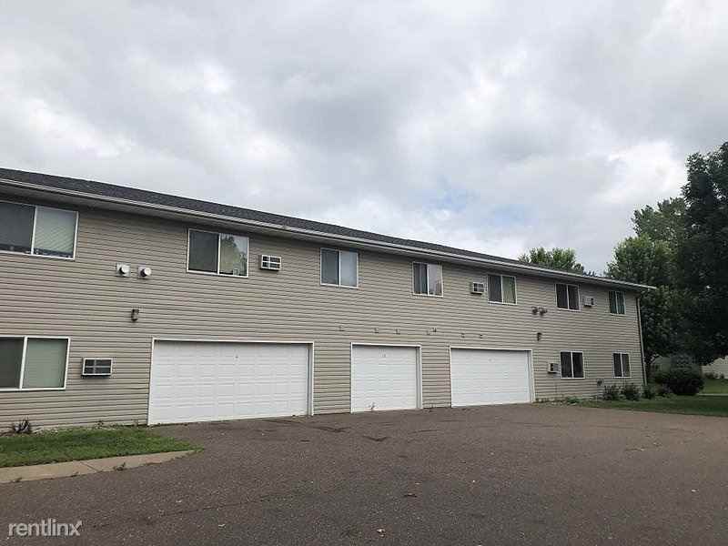 714 Bruce Court - Photo 2 of 3