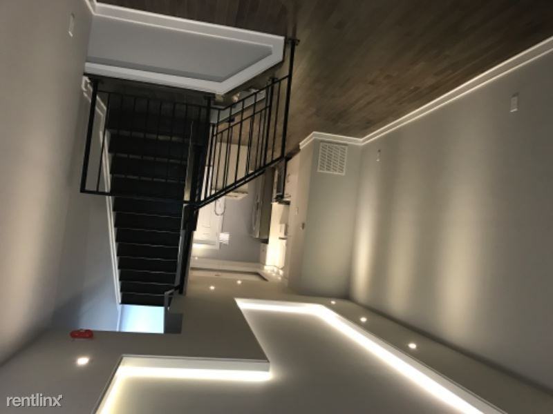 335 S Chester St - Photo 3 of 7