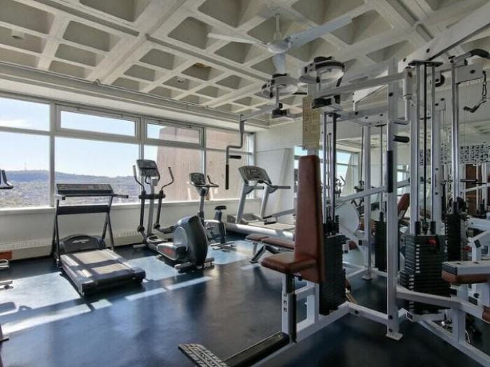 3535 Avenue Papineau - Photo 2 of 8