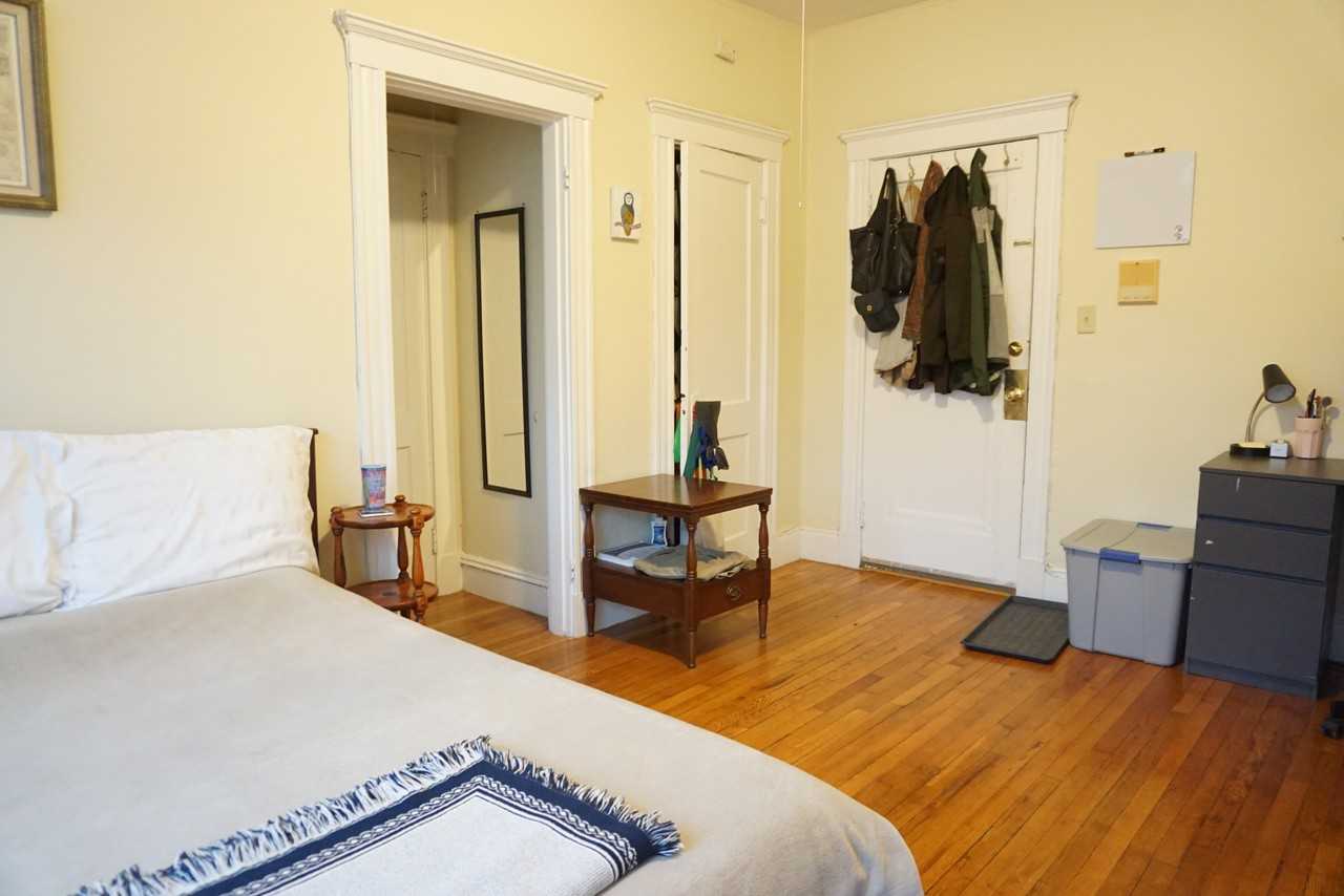 220 Kelton Street #11C - Photo 3 of 7