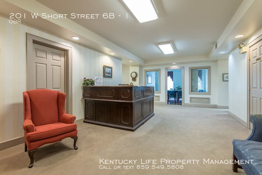 201 201 W Short Street 6B #1 - Photo 3 of 10