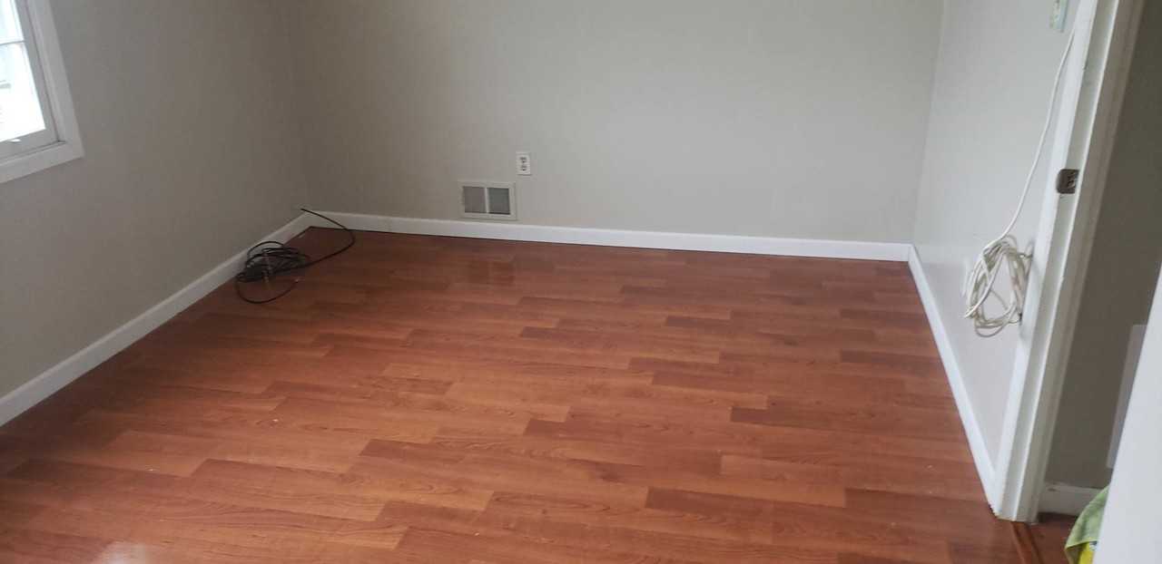 18 Gilman Lane - Photo 3 of 6