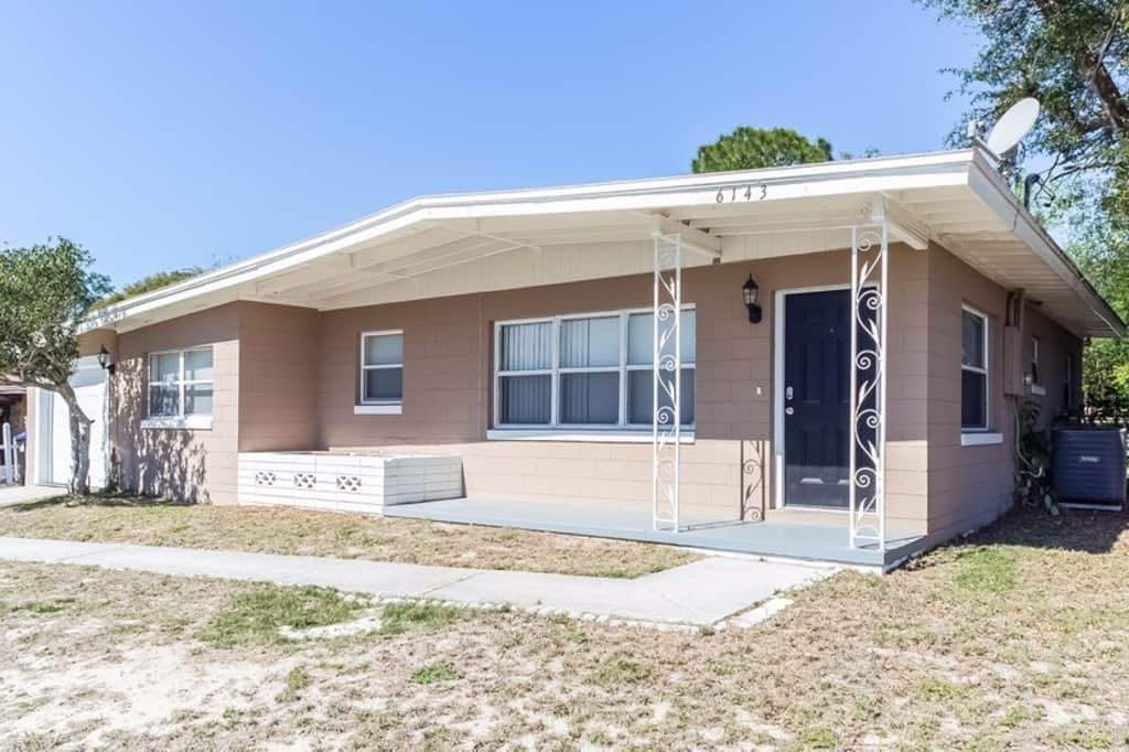 6143 Bolling Dr, Pine Hills, FL 32808 3 Bedroom House for Rent for