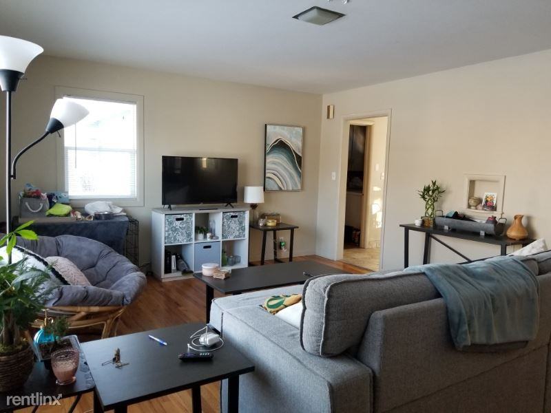 1325 Crestmore Pl - Photo 3 of 21