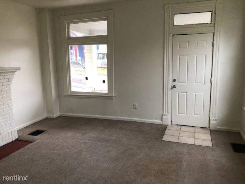 4255 Carlin St - Photo 2 of 12