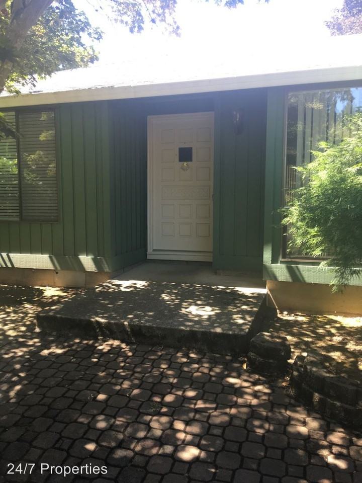 11285 Sw Willow Wood Ct - Photo 2 of 19