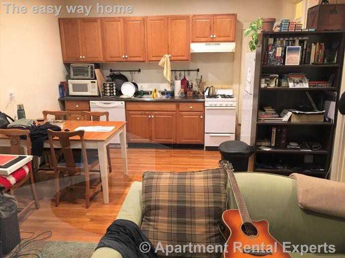 216 Massachusetts Ave