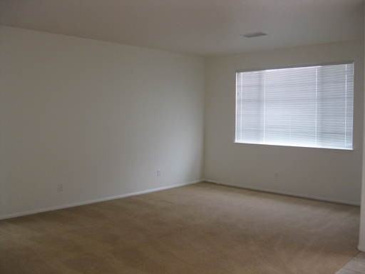 5850 Marseilles Dr - Photo 2 of 9
