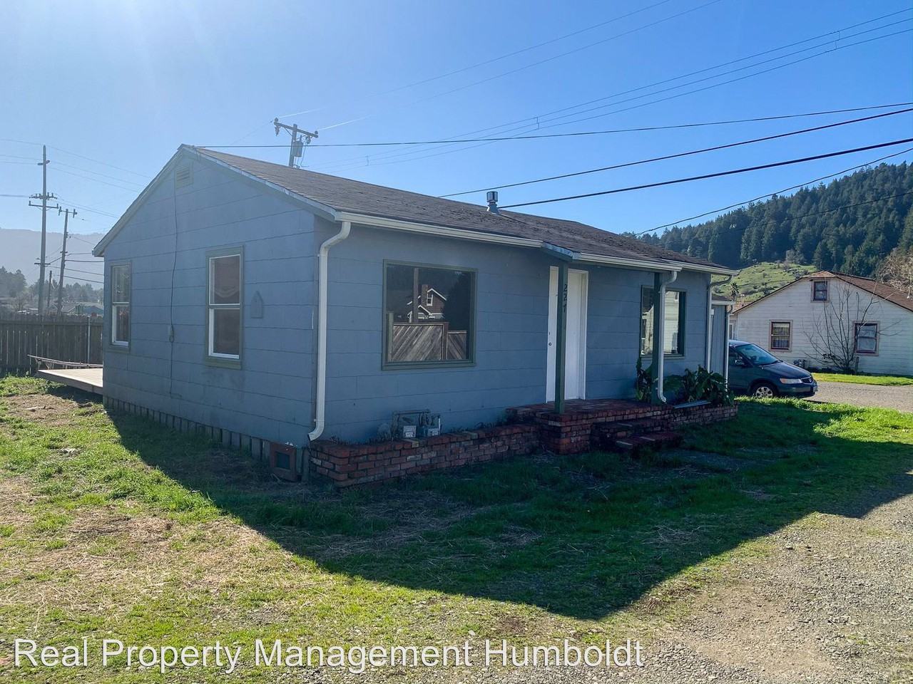 227 Dublin Place - Photo 3 of 18