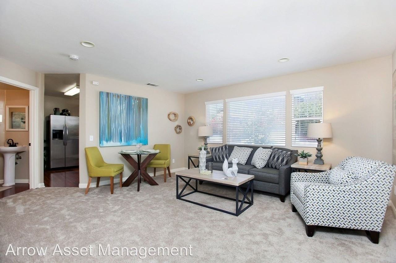 3031 Date St. #B - Photo 2 of 20