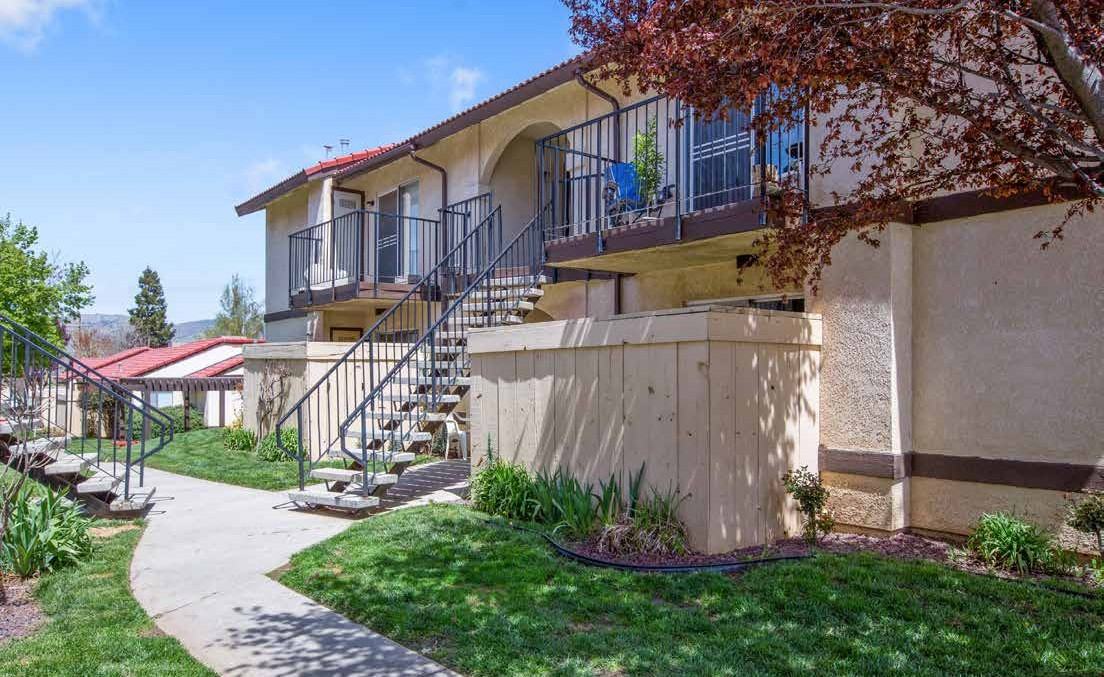 Sierra Vista 600 Cherry Lane, Tehachapi, CA 93561 Apartment for