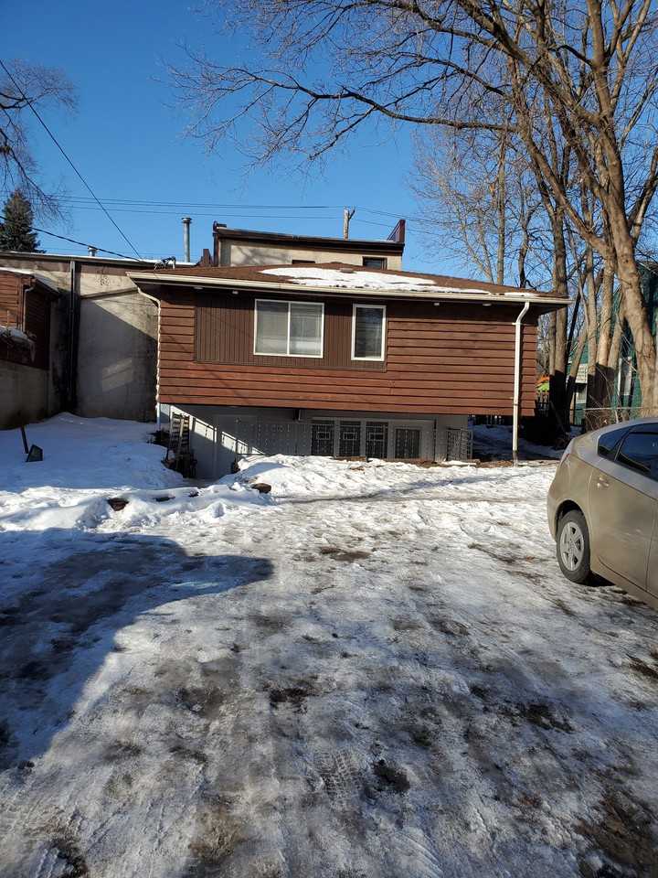 1088 Dale St N - Photo 2 of 11