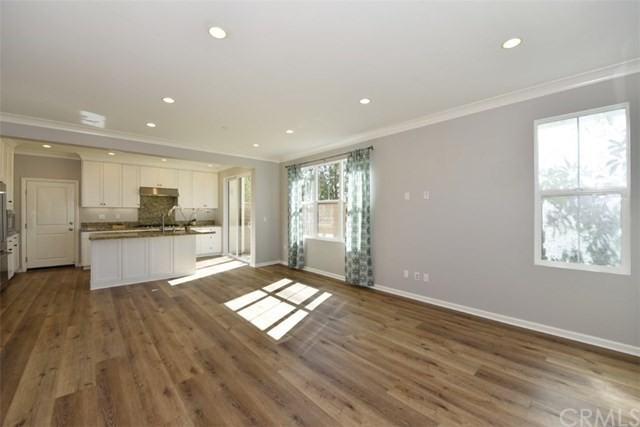 132 Rodeo - Photo 3 of 30