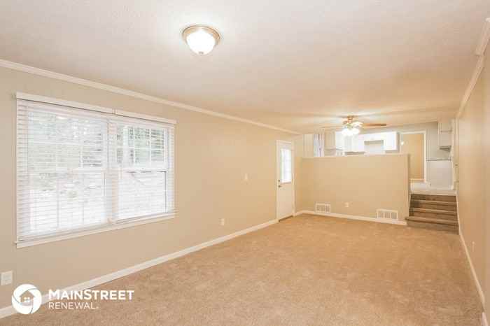 340 Shelton Woods Court - Photo 2 of 15