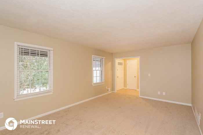 340 Shelton Woods Court - Photo 3 of 15