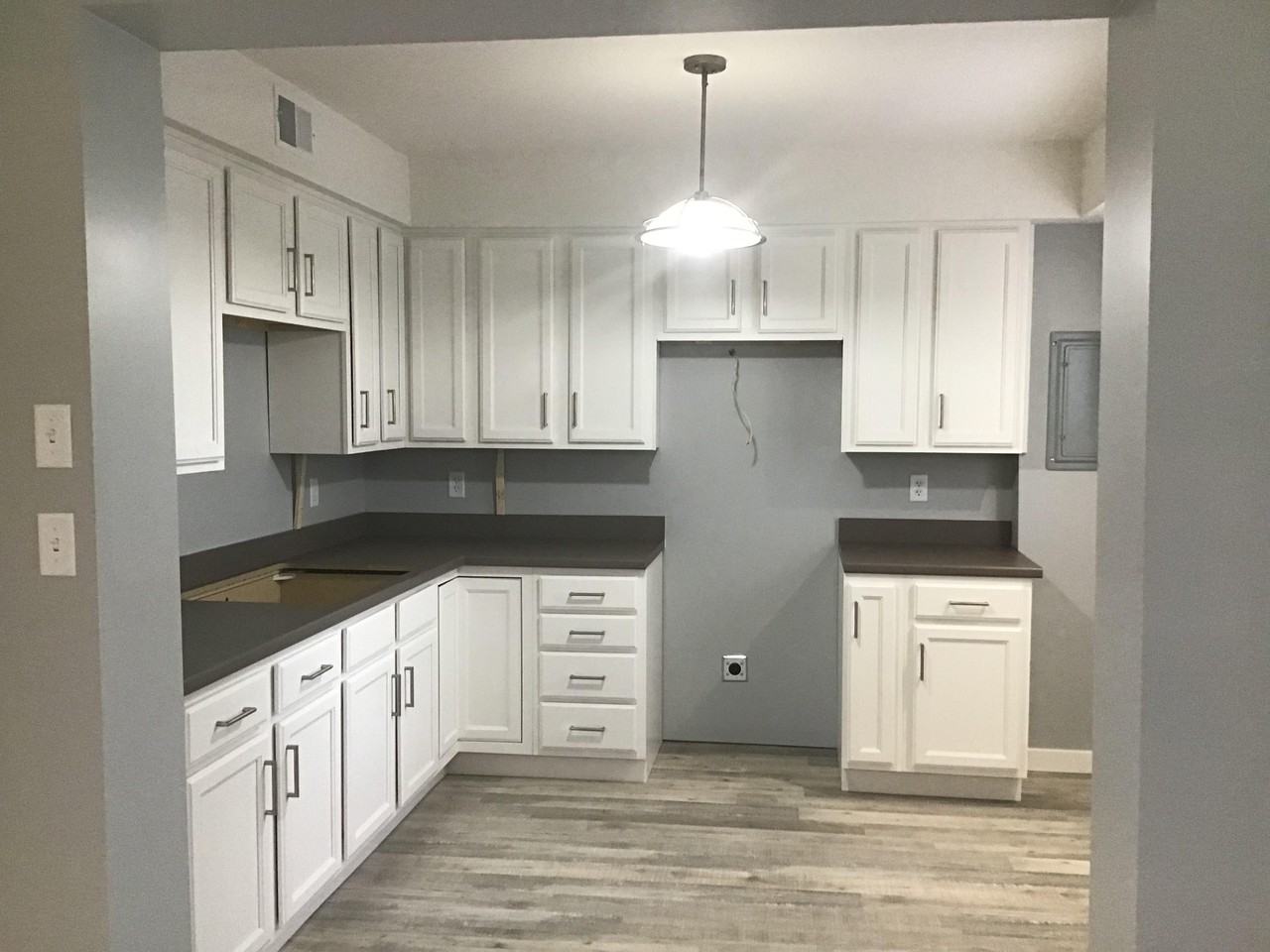 256 E. Vance St Unit B - Photo 2 of 11