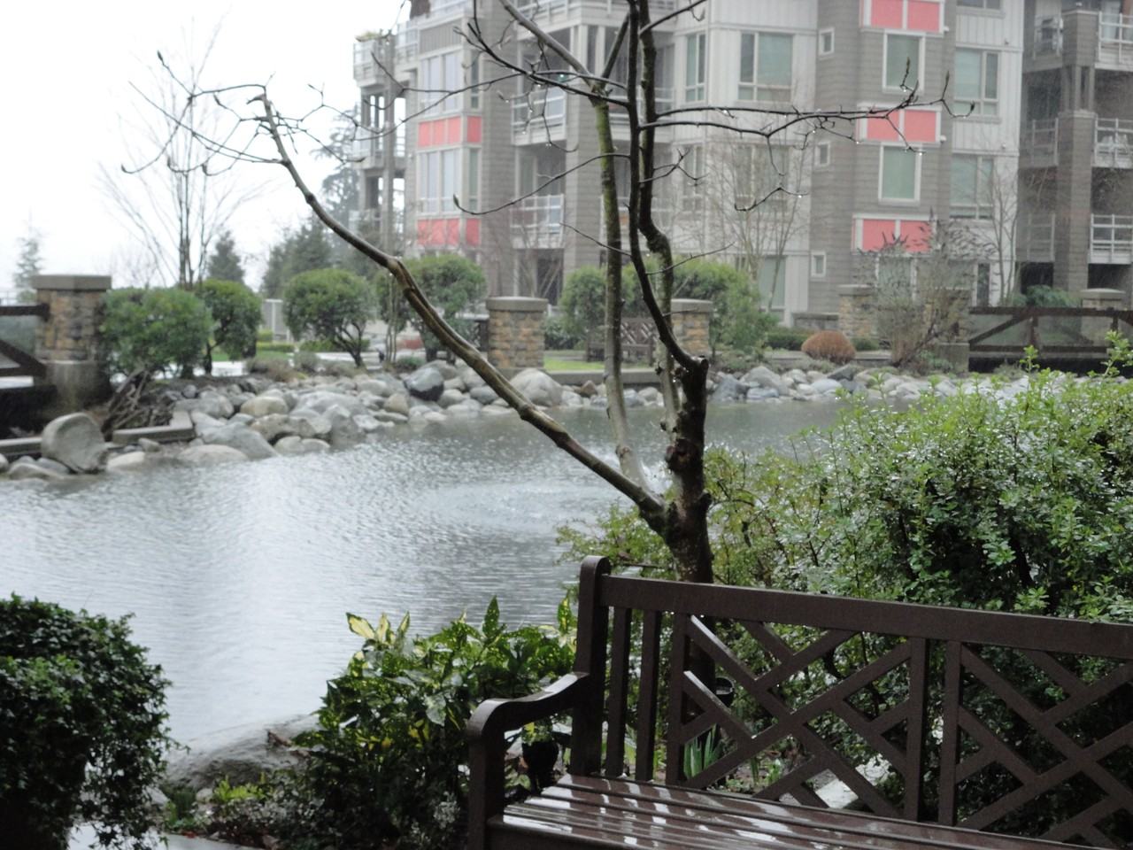 580 Raven Woods Drive, North Vancouver, BC V7G 2T3, Canada 2 unit